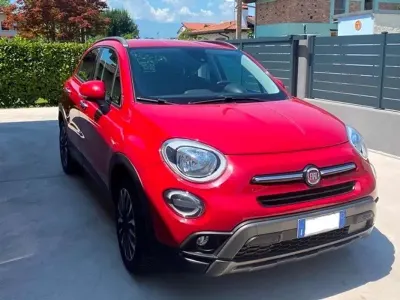 Usata Fiat 500 Cross 120 CV (88 kW) 2020 Rosso Station wagon