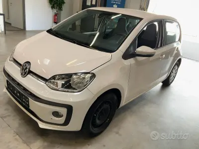 Usata VW up! move up! 60 CV (44 kW) 2019 Bianco Utilitaria