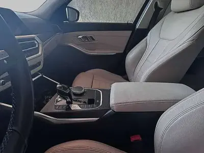 Usata BMW 320 Luxury Line 190 CV (139 kW) 2019 Grigio Berlina