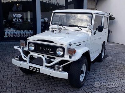 Usata Toyota Land Cruiser 89 CV (65 kW) 1982 Bianco SUV