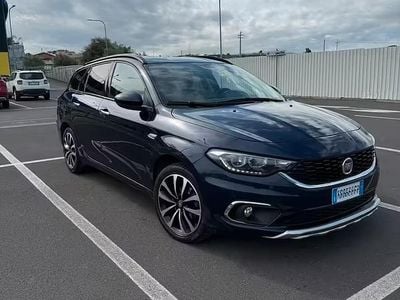 Usata Fiat Tipo 120 CV (88 kW) 2017 Blu Station wagon