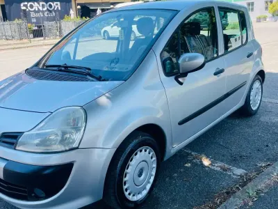 Usata Renault Modus Dynamique 75 CV (55 kW) 2008 Grigio Monovolume