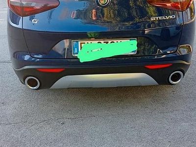 Usata Alfa Romeo Stelvio 210 CV (154 kW) 2018 Blu SUV