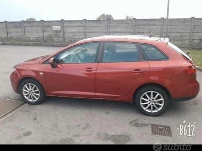 Usata Seat Ibiza ST 105 CV (77 kW) 2013 Rosso Station wagon