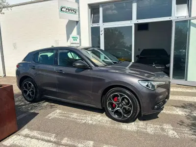 Usata Alfa Romeo Stelvio Veloce 209 CV (153 kW) 2020 Grigio SUV