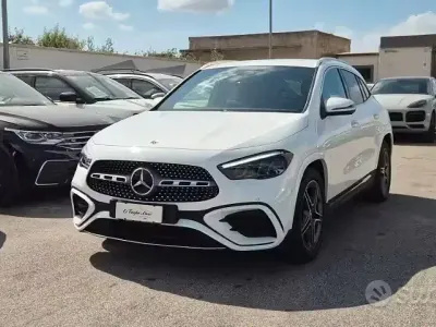 Usata Mercedes GLA200 Premium 150 CV (110 kW) 2024 Bianco SUV