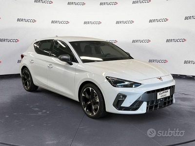 Bianco Nuova 2025 Cupra Leon Berlina | 34.500 € (Buon prezzo)