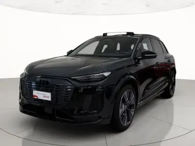 Usata Audi SQ6 e-tron Comfort 380 kW (517 CV) 2025 Grigio manhattan metallizzato SUV