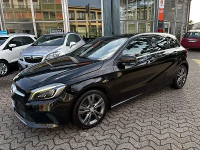 Usata Mercedes A200 136 CV (100 kW) 2017 Nero Berlina