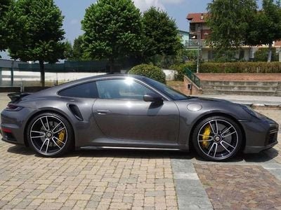 Usata Porsche 992 650 CV (478 kW) 2021 Grigio Coupé