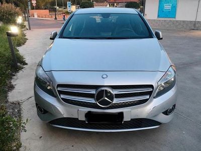 Usata Mercedes A180 Executive 122 CV (89 kW) 2013 Grigio Berlina
