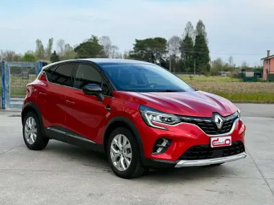 Usata Renault Captur Intens 92 CV (67 kW) 2021 Rosso SUV