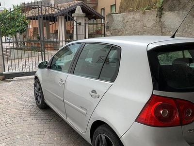 Usata VW Golf VI Comfortline 105 CV (77 kW) 2008 Grigio Utilitaria