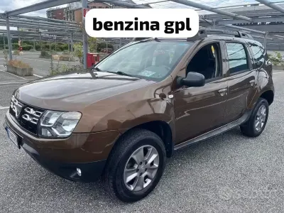 Begagnad Dacia Duster Ambiance 101 HK (74 kW) 2014 Brun SUV