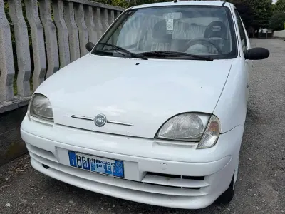 Usata Fiat 600 Anniversary 54 CV (39 kW) 2007 Utilitaria