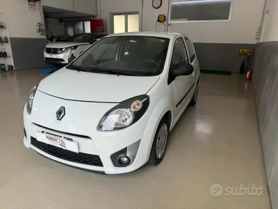 Gebraucht Renault Twingo 58 PS (42 kW) 2010 Weiß Kleinwagen