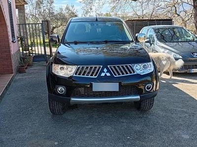 Usata Mitsubishi L 2011 Nero Pick-up