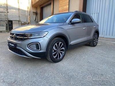 Usata VW T-Roc Style 110 CV (80 kW) 2022 Grigio SUV