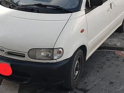 Gebraucht Nissan Vanette 75 PS (55 kW) 1999 Weiß Van / Kleinbus