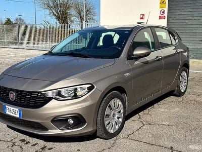 Usata Fiat Tipo Opening Edition 120 CV (88 kW) 2017 Oro Berlina