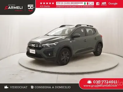 Usado Dacia Sandero Expression 101 CV (74 kW) 2025 Verde Berlina