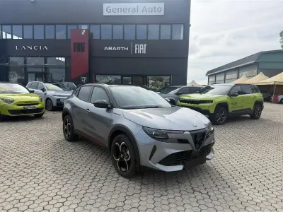 Usata Alfa Romeo GT Junior Edizione Speciale 145 CV (106 kW) 2024 Grigio SUV