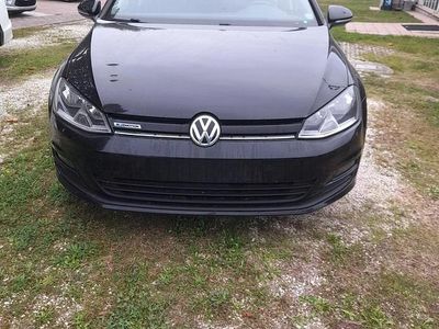 Usata VW Golf VII 110 CV (80 kW) 2016 Nero Station wagon