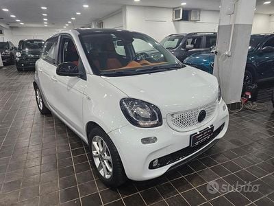 Usata Smart ForFour Passion 71 CV (52 kW) 2016 Bianco Utilitaria