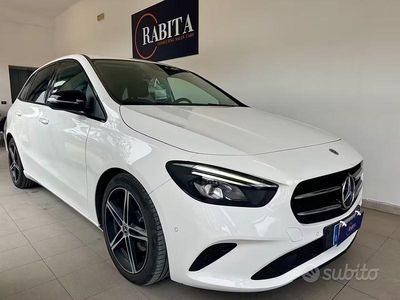 Usata Mercedes B180 116 CV (85 kW) 2021 Bianco Monovolume