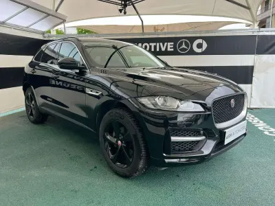 Begagnad Jaguar F-Pace R-Sport 179 HK (131 kW) 2018 Svart SUV