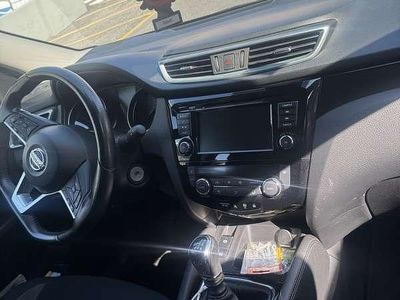 Usata Nissan Qashqai Acenta 116 CV (85 kW) 2019 Argento SUV