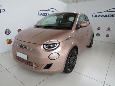 Usata Fiat 500e La Prima 86 kW (118 CV) 2023 Viola Berlina