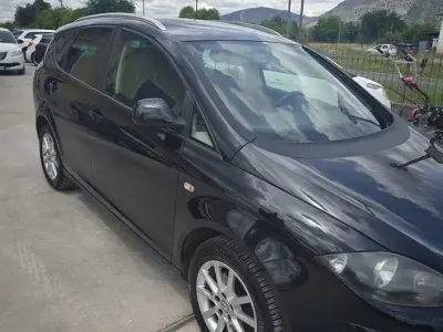 Usata Seat Altea XL 105 CV (77 kW) 2013 Nero Monovolume