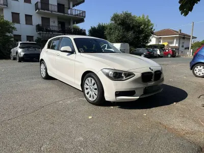 Usata BMW 116 Efficient Dynamics 136 CV (100 kW) 2013 Bianco Utilitaria