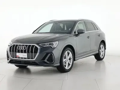 Usata Audi Q3 S-Line 150 CV (110 kW) 2024 Grigio SUV