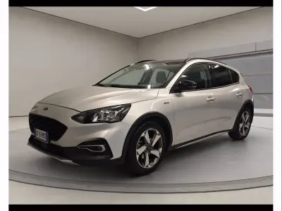 Usata Ford Focus Active 120 CV (88 kW) 2021 Argento SUV