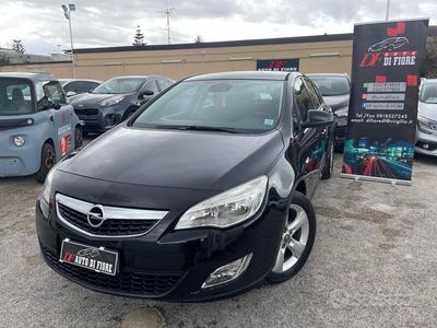 usata Opel Astra 1.7 CDTI 110CV 5 porte Cosmo