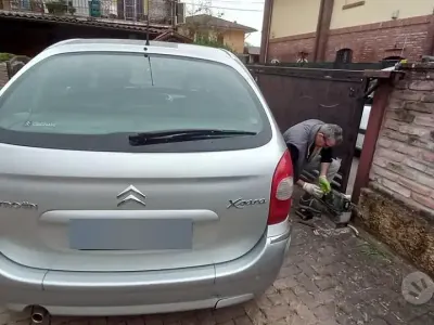 Usata Citroën Xsara Picasso 95 CV (69 kW) 2005 Grigio Monovolume