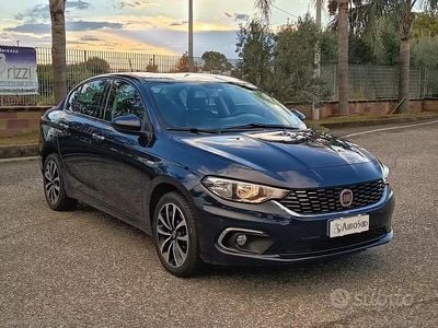 Usata Fiat Tipo Lounge 120 CV (88 kW) 2016 Blu Berlina