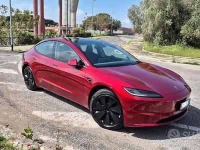 Occasion Tesla Model 3 Long Range RWD 250 kW (340 ch) 2025 Rouge Berline
