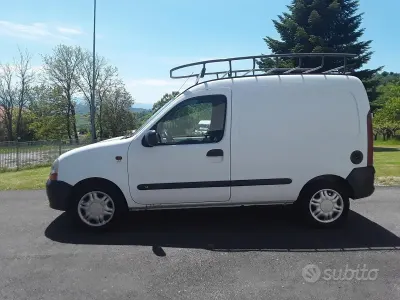 Usata Renault Kangoo 75 CV (55 kW) 2000 Bianco Monovolume