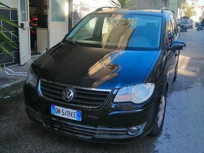 Usata VW Touran 2008 Nero Monovolume