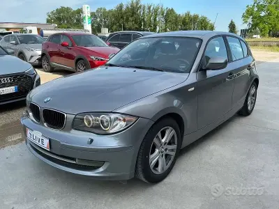 Usata BMW 116 116 CV (85 kW) 2011 Grigio Utilitaria