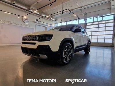 Usata Jeep Avenger Summit 101 CV (74 kW) 2024 Bianco/tetto nero SUV