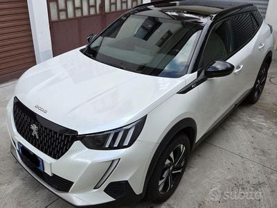 Usata Peugeot 2008 GTi 131 CV (96 kW) 2023 Bianco SUV