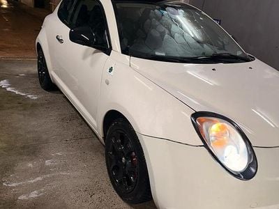 Usata Alfa Romeo MiTo Distinctive 78 CV (57 kW) 2011 Bianco Utilitaria
