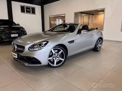 Begagnad Mercedes SLC180 AMG line 156 HK (114 kW) 2017 Grå Cab