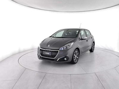 Grigio met. Usata 2018 Peugeot 208 Allure Utilitaria | 9900 € (Buon prezzo)