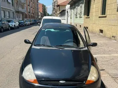 Usata Ford SportKa Sport 69 CV (50 kW) 2005 Nero Utilitaria