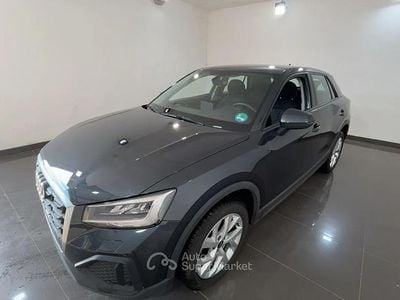 Begagnad Audi Q2 Ambiente 110 HK (80 kW) 2022 Grå SUV
